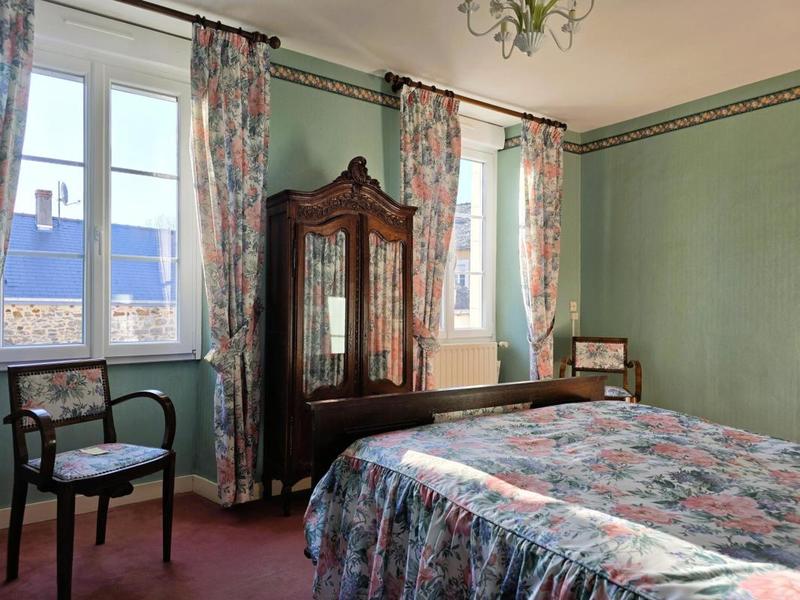 Maison - 111 m² - 6 pièces