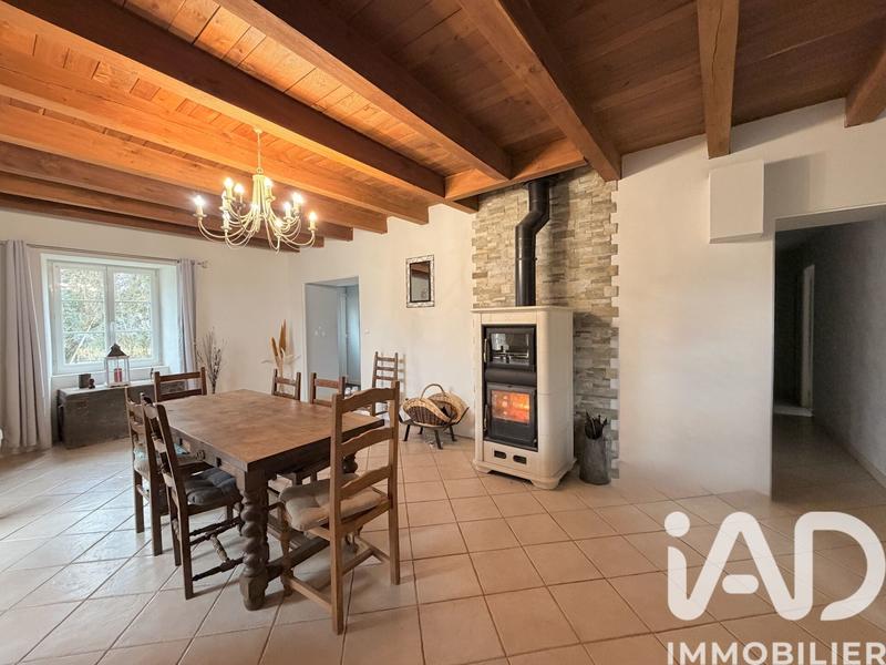 Maison - 145 m² - 5 pièces