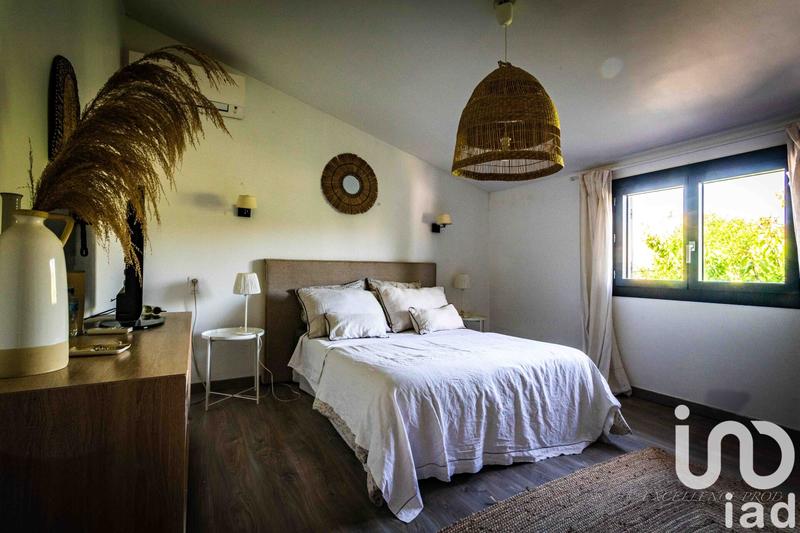 Maison - 180 m² - 6 pièces