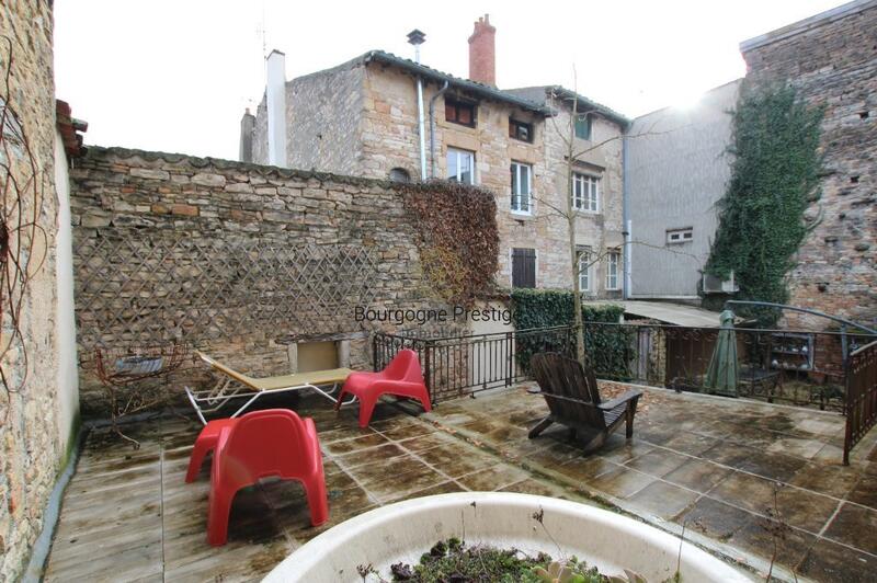 Immeuble - 246 m² - 9 pièces