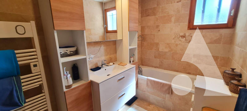 Maison - 139 m² - 5 pièces