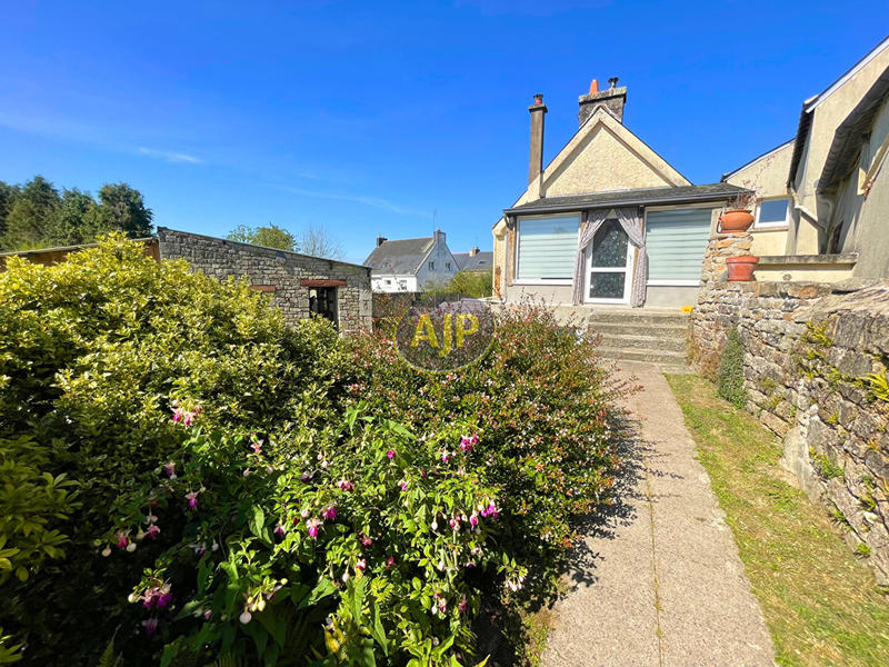 Maison - 94 m² - 5 pièces