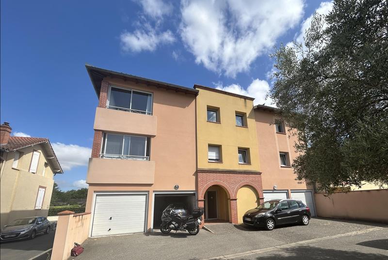 Parking / Garage - 56 m²