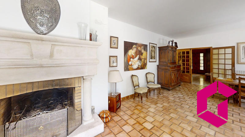 Villa - 172 m² - 8 pièces