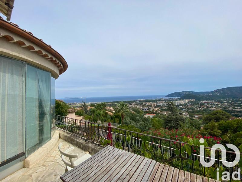 Maison - 165 m² - 5 pièces