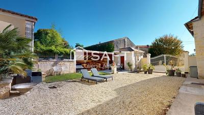 Maison - 140 m² - 5 pièces