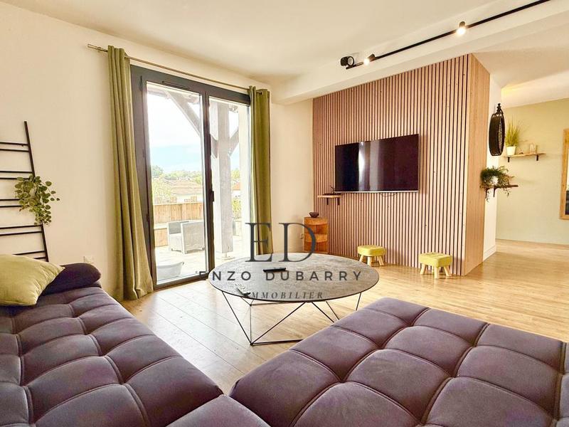 Maison - 174 m² - 7 pièces