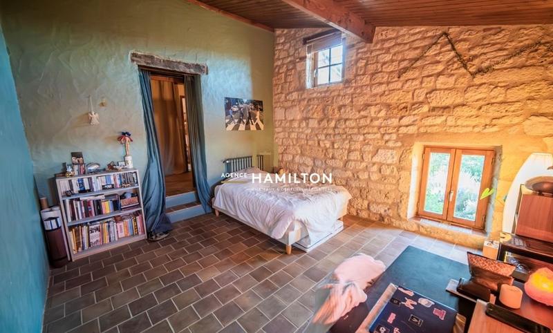 Longère - 217 m² - 8 pièces