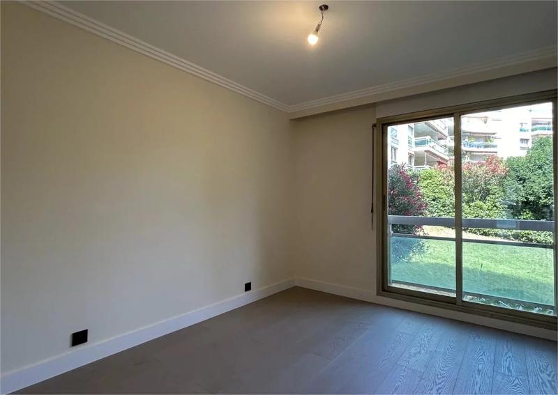 Appartement - 95 m² - 4 pièces