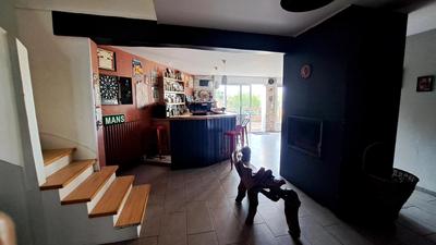 Maison - 284 m² - 7 pièces