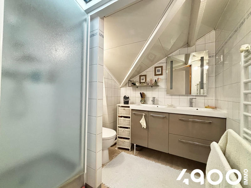 Maison - 92 m² - 6 pièces