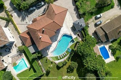 Maison d'architecte - 300 m² - 10 pièces