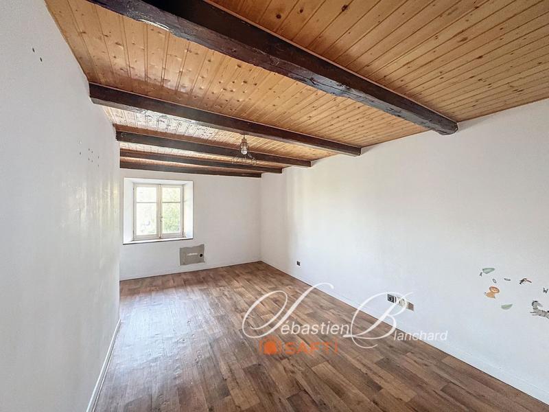 Maison - 87 m² - 5 pièces