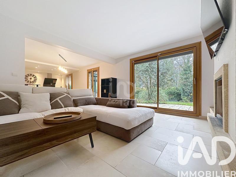 Maison - 140 m² - 7 pièces