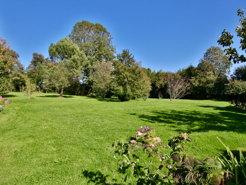 Maison - 195 m² - 7 pièces