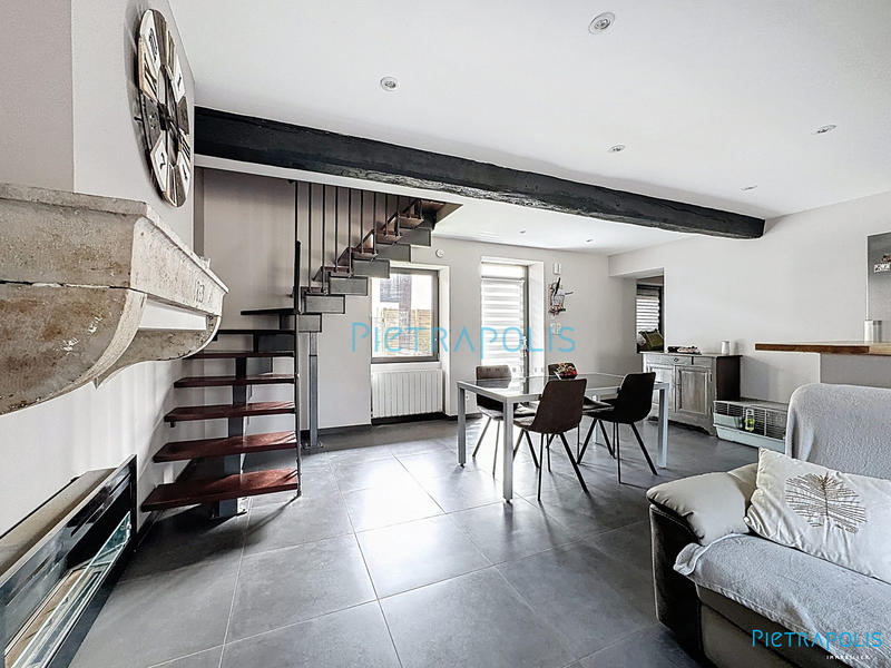 Maison - 137 m² - 6 pièces