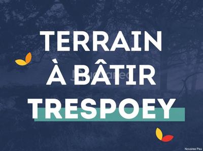 Terrain constructible - 1 073 m²