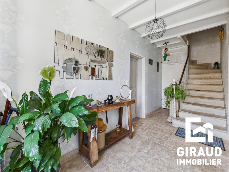 Maison ancienne - 177 m² - 6 pièces