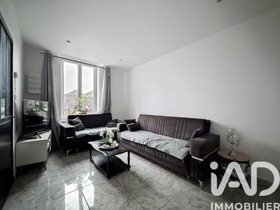 Maison - 76 m² - 5 pièces