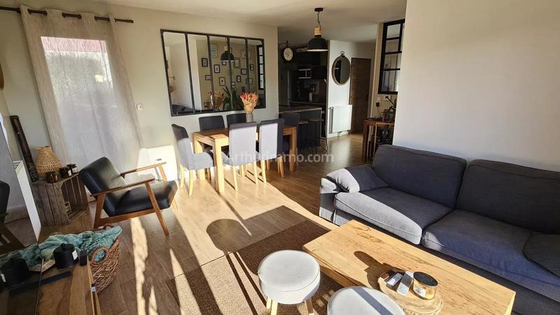 Maison - 95 m² - 6 pièces