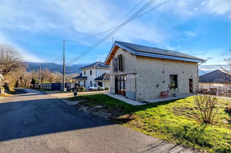 Maison - 140 m² - 4 pièces