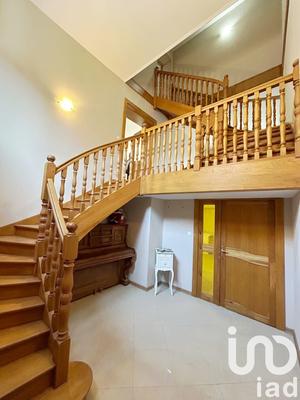 Maison - 224 m² - 10 pièces