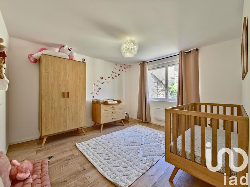 Maison - 165 m² - 9 pièces