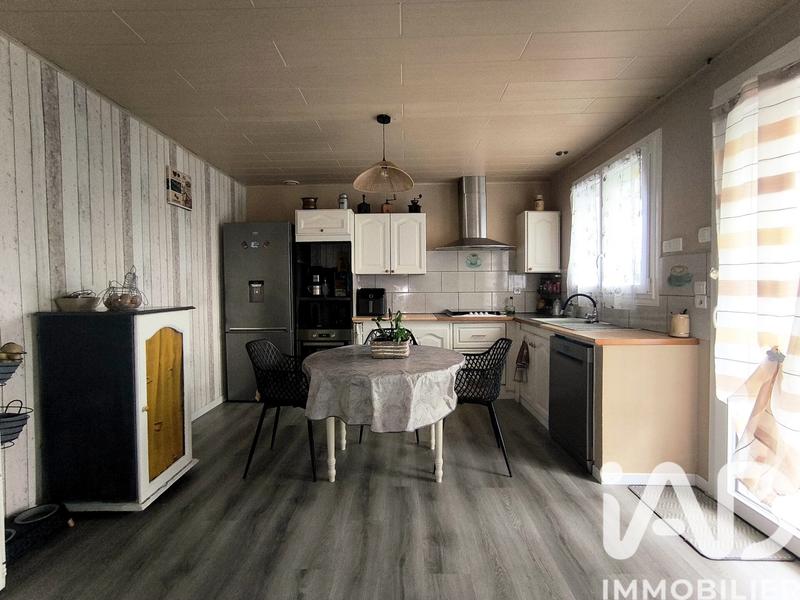 Maison - 95 m² - 5 pièces