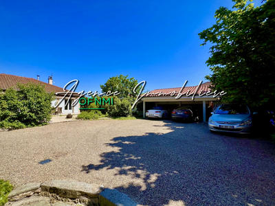 Villa - 192 m² - 7 pièces