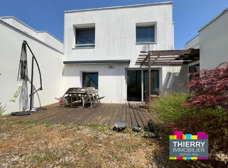 Maison - 85 m² - 4 pièces