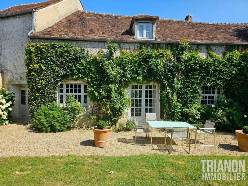 Propriété - 340 m² - 7 pièces