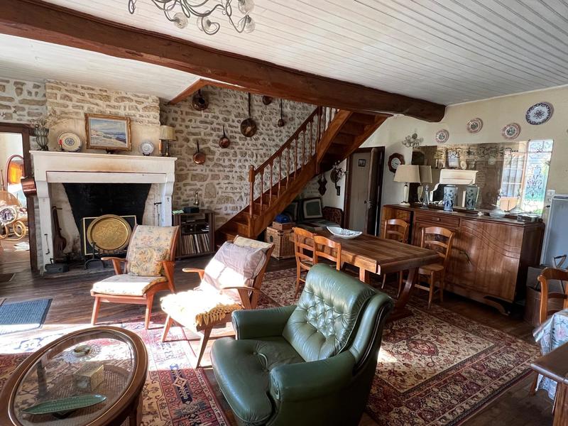 Maison - 150 m² - 7 pièces