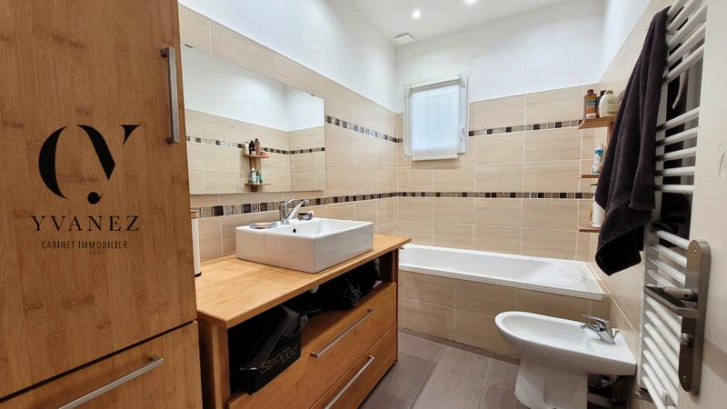 Maison - 151 m² - 6 pièces