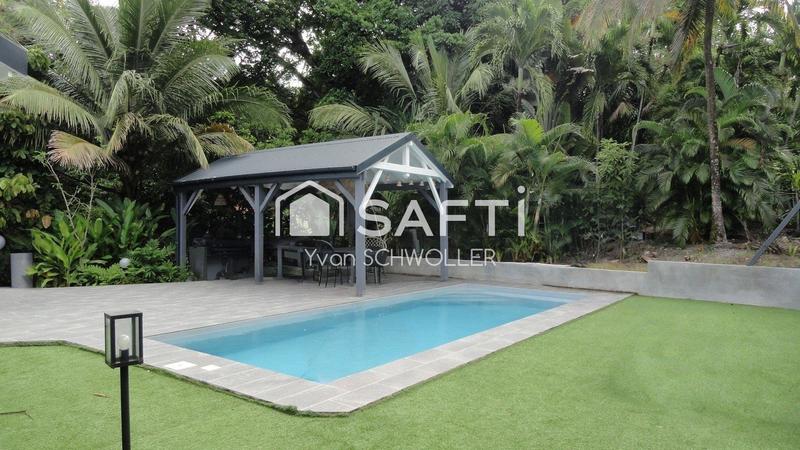 Villa - 202 m² - 8 pièces