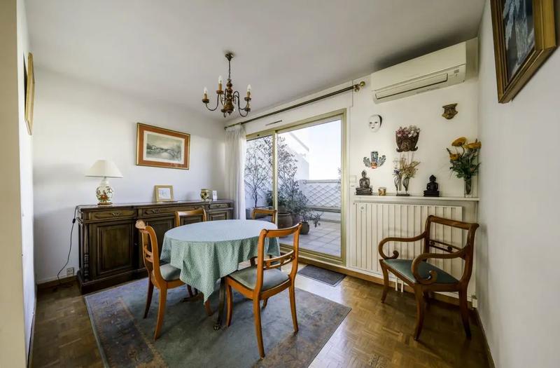 Appartement - 95 m² - 4 pièces