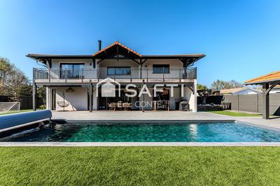 Villa - 324 m² - 7 pièces