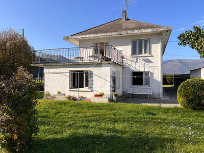 Maison - 158 m² - 8 pièces