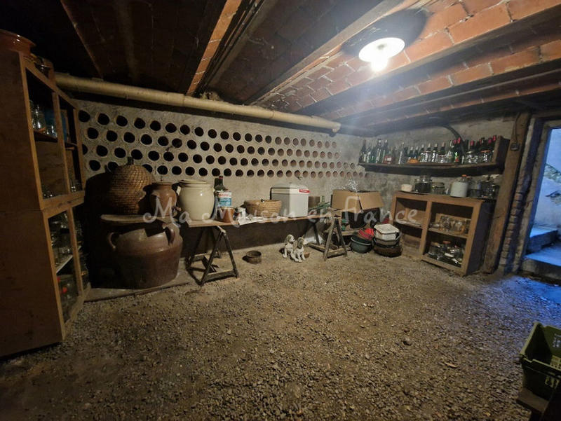 Maison - 152 m² - 8 pièces