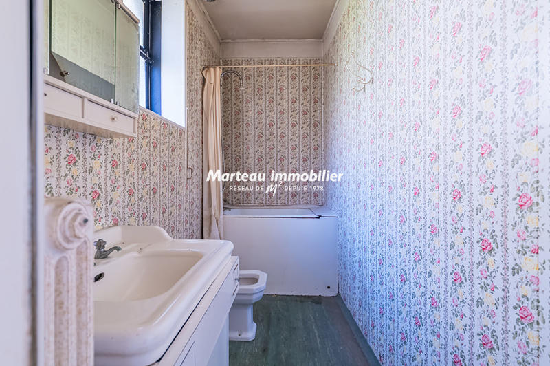 Maison - 480 m² - 13 pièces