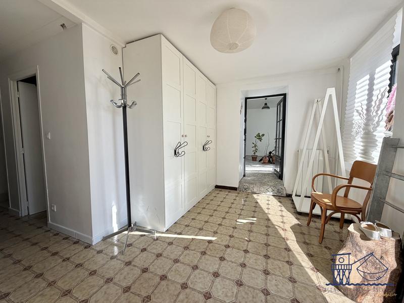 Maison ancienne - 330 m² - 7 pièces