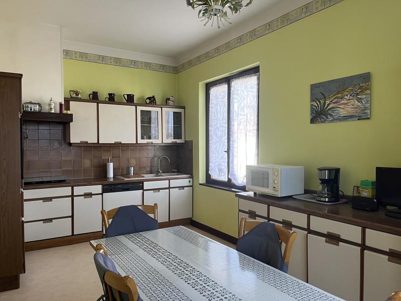 Maison - 186 m² - 5 pièces