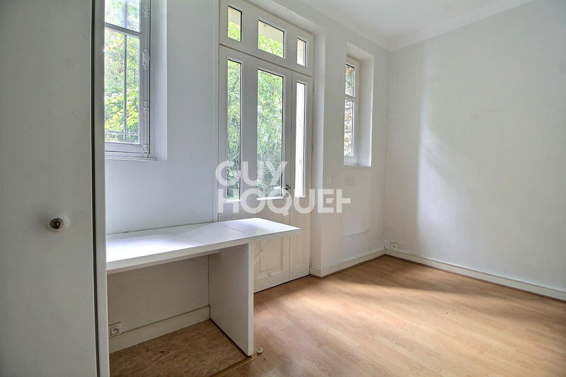 Appartement - 210 m² - 7 pièces