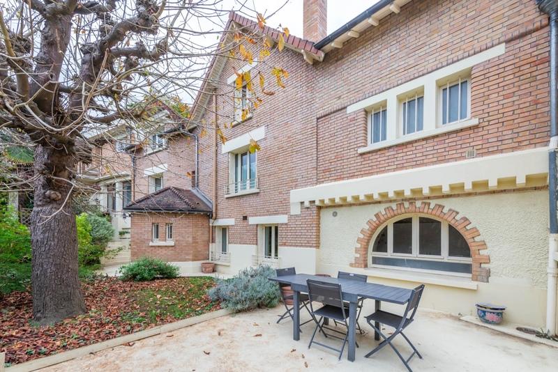 Maison - 165 m² - 7 pièces