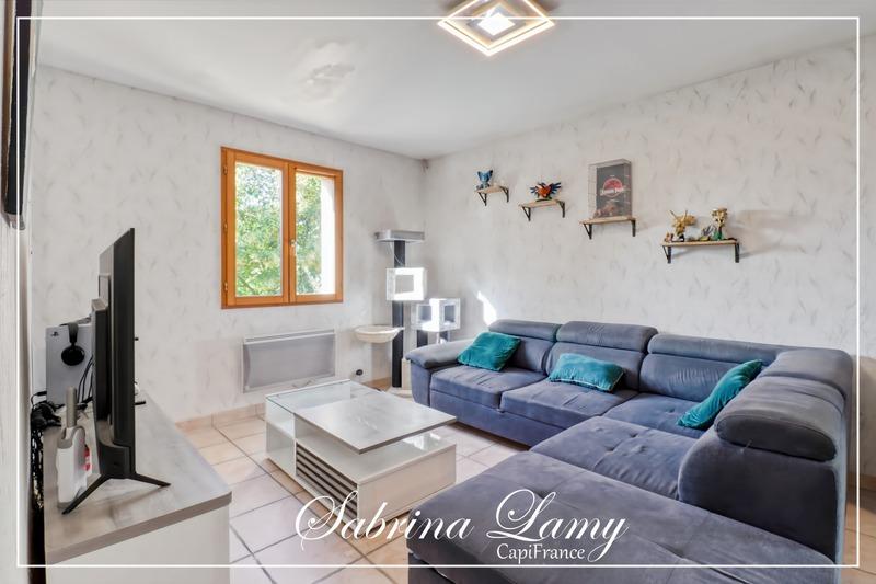 Maison - 93 m² - 4 pièces