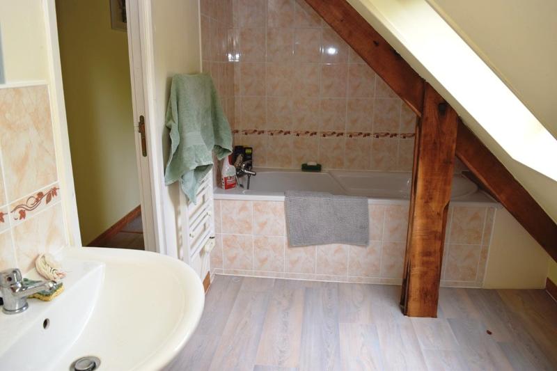 Maison - 85 m² - 5 pièces