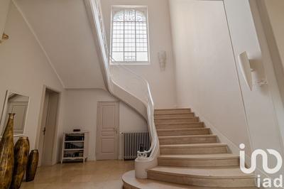 Maison - 483 m² - 15 pièces