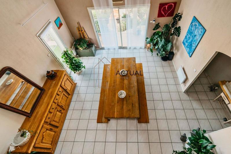 Villa - 153 m² - 7 pièces