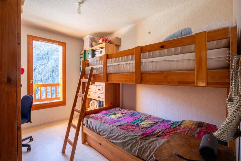 Appartement - 97 m² - 6 pièces