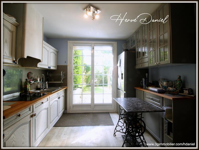 Maison jumelée - 149 m² - 7 pièces