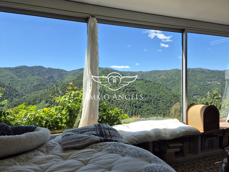 Maison - 145 m² - 9 pièces